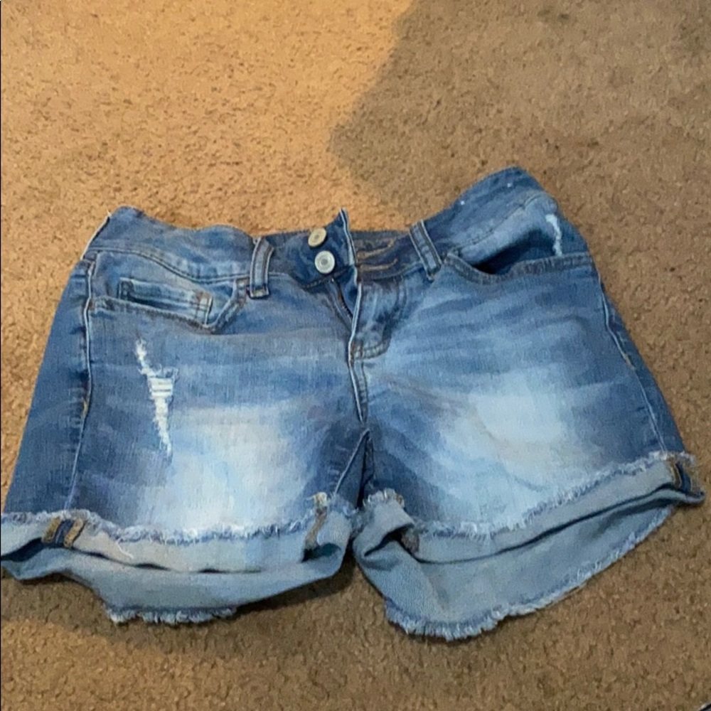 Mid rise shorts